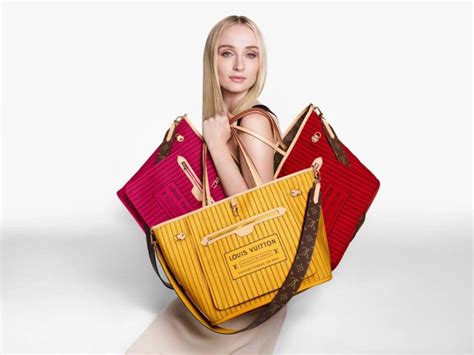 Sophie Turner Models Louis Vuitton Neverfull Inside Out Bags .